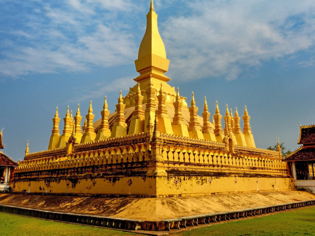 Boom In Laos Tourism : Surpassing 2025 Targets